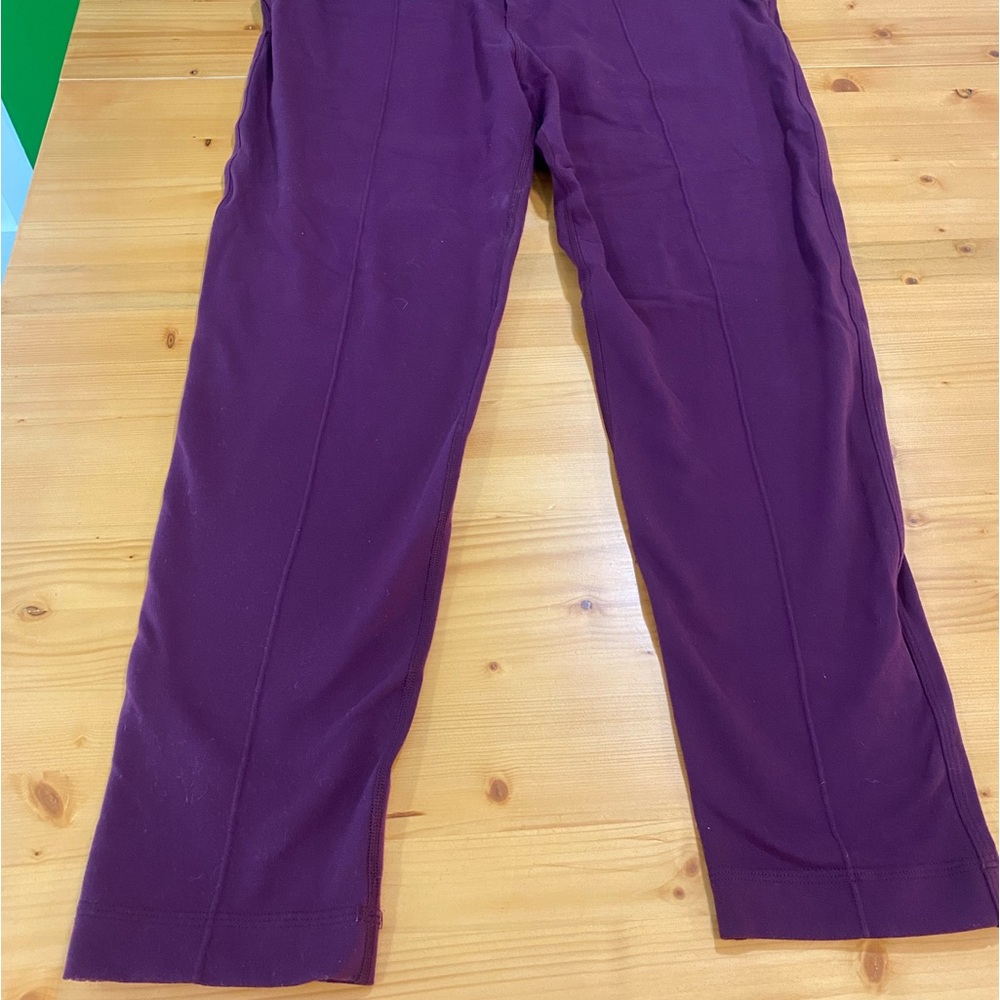 Lululemon maroon/purple stretchy pants